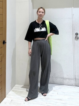 「アイテム（サングラス、イエロー系）」を使った、ジュネさん（レディース・162cm）の秋コーディネート