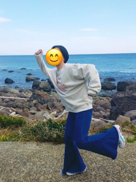 「on safariのアイテム（デニムパンツ、ブルー系）」を使った、YUNOさん（レディース・160cm）の春コーディネート