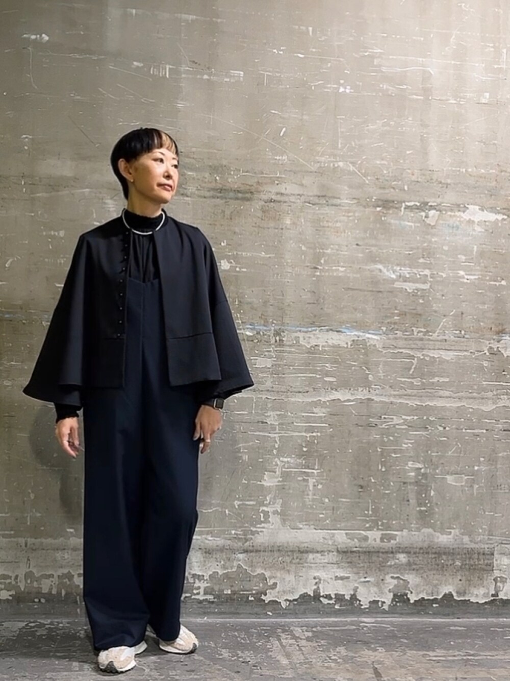 Du noir】飾りボタンノーカラージャケットを使った人気ファッション