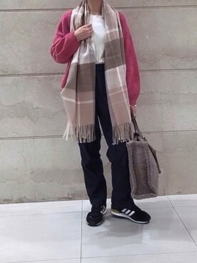 「チェックマフラー」｜「アイテム（その他）」を使った、はせきよさん（レディース・160cm）の秋コーディネート
