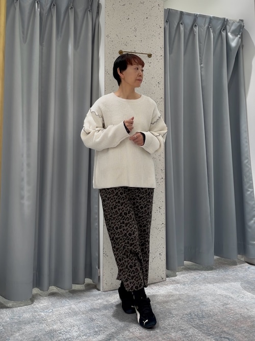 メロー使いニットプルオーバー