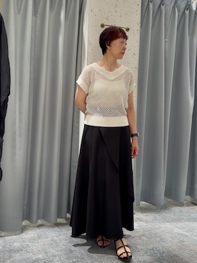 「natural couture（ナチュラルクチュール）のゴールドバックル付きラップフレアスカート（Skirt、ブラック系）」を使った、はせきよさん（レディース・158cm）の夏コーディネート