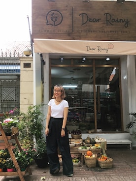 「FOSSIL Q（フォッシルキュー）のアイテム（アナログ腕時計）」を使った、Cat Linhさん（レディース・160cm）の秋コーディネート