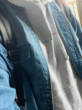 「hughugのアイテム（デニムジャケット、ブルー系）」を使った、ゆかさん（レディース・153cm）の春コーディネート