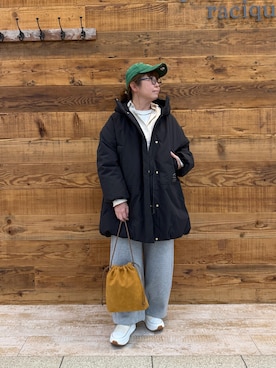 「アイテム（ショルダーバッグ、イエロー系）」を使った、おおちゃん♡さん（レディース・156cm）の秋コーディネート