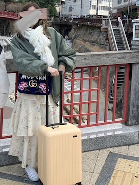 「ティアードスカート」｜「アイテム（MA-1）」を使った、kaさん（レディース・167cm）の春コーディネート
