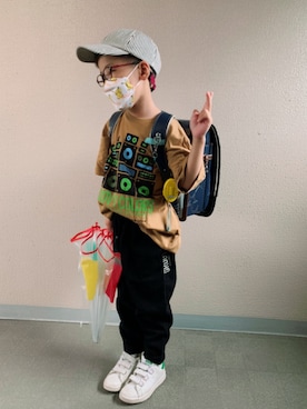 「DENIM DUNGAREE（デニムダンガリー）のメッシュ スポーツ ソックス（ソックス/靴下）」を使った、HeROさん（キッズ・110cm）の夏コーディネート