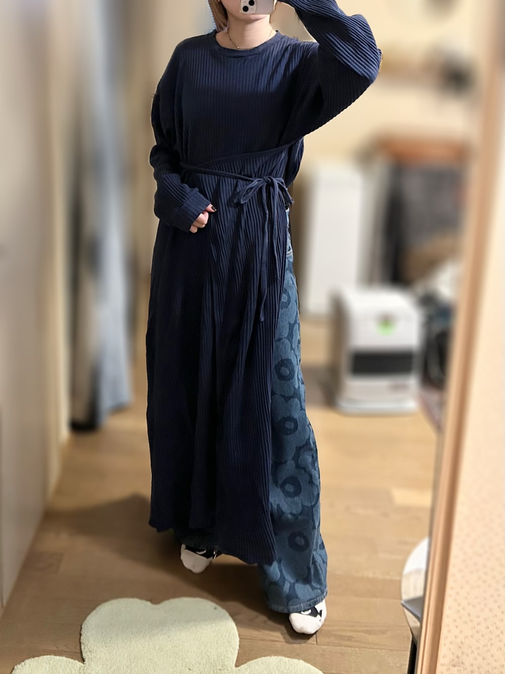 BASERANGEのワンピース/ドレス（ブルー系）を使った人気ファッション