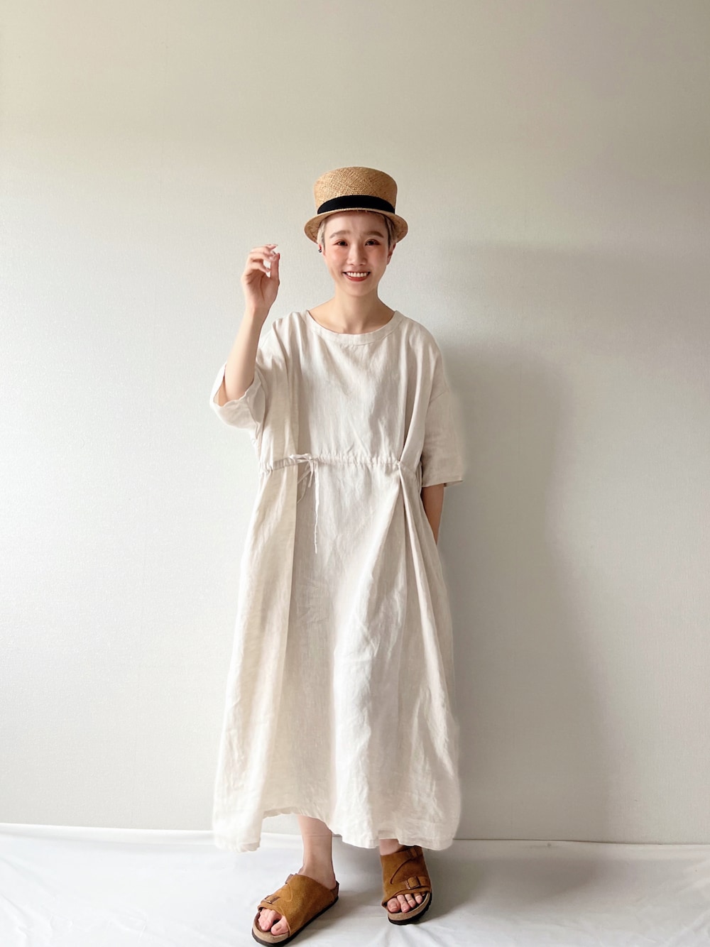 「夏コーデ、オトナ女子、休日コーデ、ナチュラル、creadelice、グレアデリィス、リネン」｜「creadeliceのアイテム（ワンピース/ドレス、ベージュ系）」を使った、2yuka2さん（レディース・162cm）の夏コーディネートの1枚目の写真