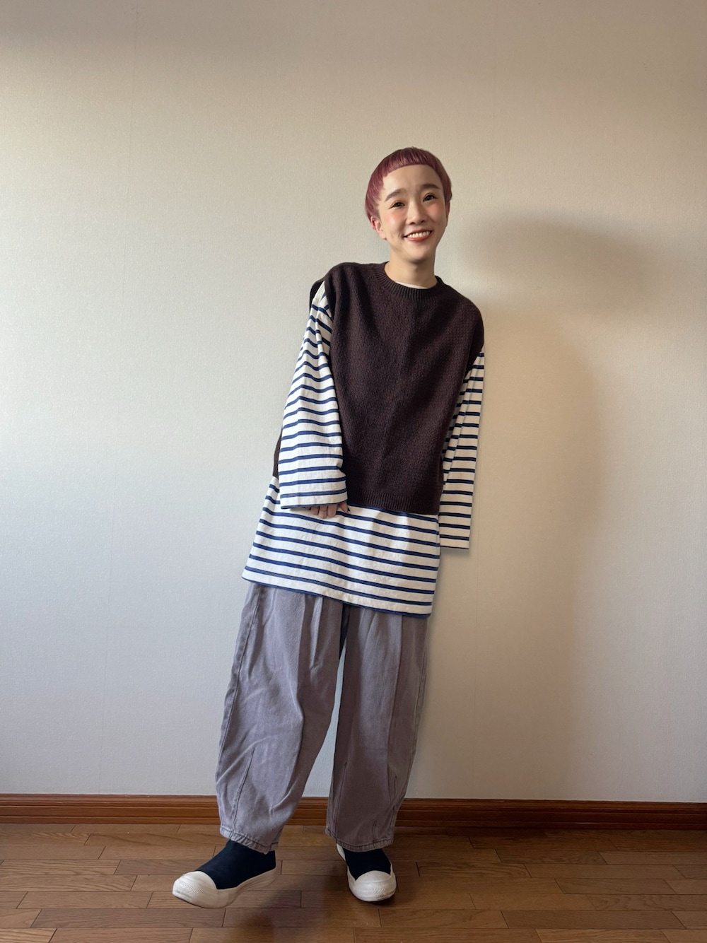 「ベスト、カジュアル、creadelice、kermu」｜「kermuのアイテム（ベスト、ブラウン系）」を使った、2yuka2さん（レディース・162cm）の冬コーディネートの1枚目の写真