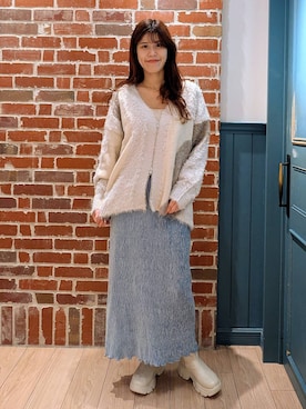 「LOWRYS FARM（ローリーズファーム）のアイテム（タンクトップ）」を使った、あやかさん（レディース・163cm）の秋コーディネート