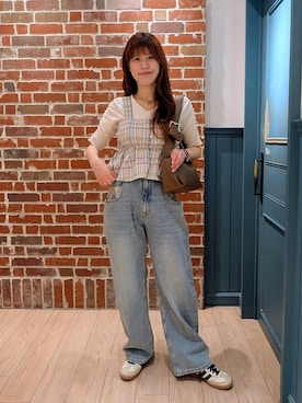 「LOWRYS FARM（ローリーズファーム）のレースデニム　601055（デニムパンツ、ブルー系）」を使った、あやかさん（レディース・163cm）の春コーディネート