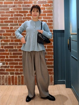 「アイテム（ローファー）」を使った、あやかさん（レディース・163cm・30代）の冬コーディネート