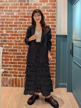 「アイテム（テーラードジャケット）」を使った、あやかさん（レディース・163cm・30代）の秋コーディネート