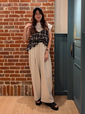 「アイテム（キャップ）」を使った、あやかさん（レディース・163cm・30代）の秋コーディネート
