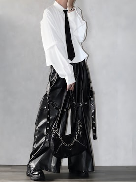 「Ellno Loset（エルノロゼット）のアイテム（シャツ/ブラウス、レッド系）」を使った、Ryoooさん（メンズ・178cm）の夏コーディネート