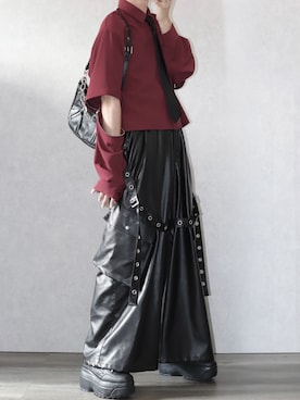 「Ellno Loset（エルノロゼット）の【Ryoooコラボ】スイッチスリーブネクタイ付きショートシャツ（シャツ/ブラウス、レッド系）」を使った、Ryoooさん（メンズ・178cm）の秋コーディネート