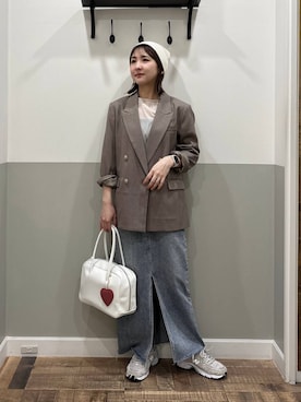 「A part by（アパートバイ）のＷライクテーラードスリットジャケット（テーラードジャケット）」を使った、mihoさん（レディース・157cm）の秋コーディネート