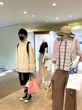 「RICK OWENS」｜「アイテム（バッグ）」を使った、あずきさん（メンズ・177cm）の春コーディネート