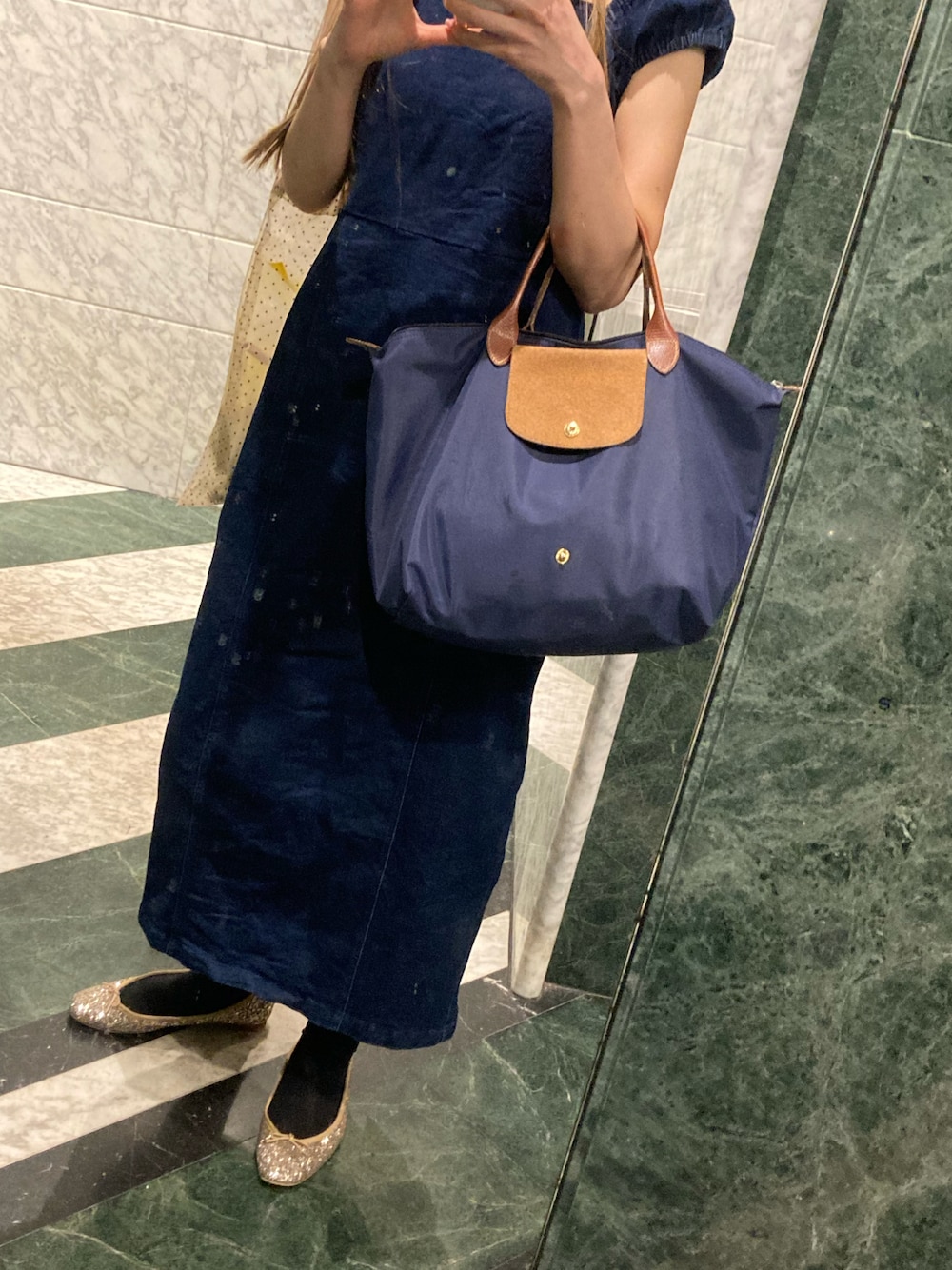 ロンシャン トートバッグ ネイビー ma｜LONGCHAMPのトートバッグを使っ