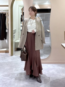 「mysty woman（ミスティウーマン）のドレープカットソー長袖　 1077243（Tシャツ/カットソー、ホワイト系）」を使った、エリンギさん（レディース・153cm）の秋コーディネート