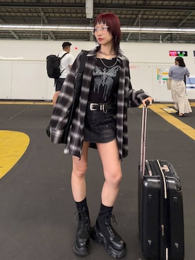 「アイテム（ボストンバッグ）」を使った、Hinechiさん（レディース・160cm）の秋コーディネート