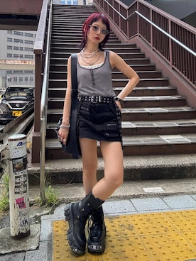 「アイテム（タンクトップ）」を使った、Hinechiさん（レディース・160cm）の秋コーディネート