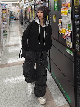 「アイテム（ベルト）」を使った、Hinechiさん（レディース・160cm）の冬コーディネート