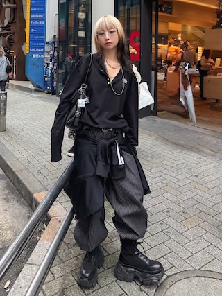 「PBLIM(ページボーイリム)の【PBLIM】アイレットベルト(ベルト)」を使った、Hinechiさん(レディース・160cm)の秋コーディネート