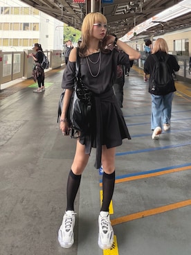 「grounds（グラウンズ）のアイテム」を使った、Hinechiさん（レディース・160cm）の夏コーディネート