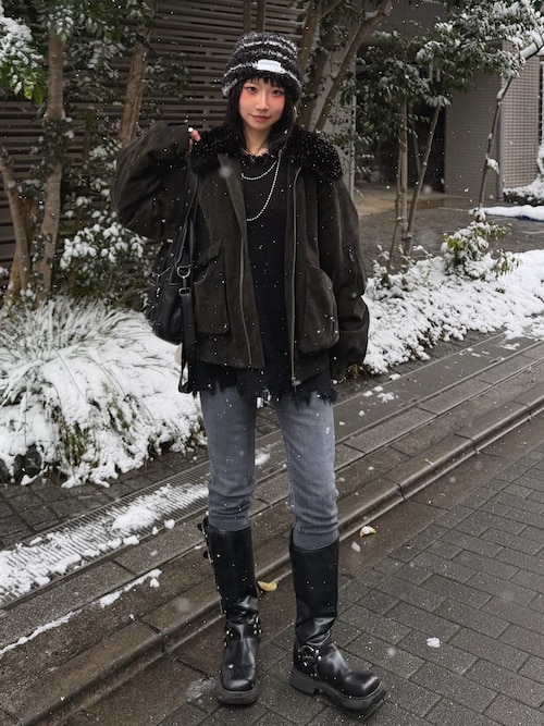 「SLY(スライ)の【完売カラー再入荷】WASHED PUFFER BZ ウォッシュド パッファー ブルゾン 冬服(ブルゾン)」を使った、Hinechiさん(レディース・160cm)の冬コーディネート