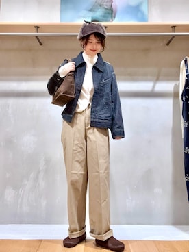 「KBF（ケイビーエフ）のサイドアシンメトリーショルダーBAG（ショルダーバッグ、ブラウン系）」を使った、ｶﾅｺさん（レディース・162cm）の秋コーディネート