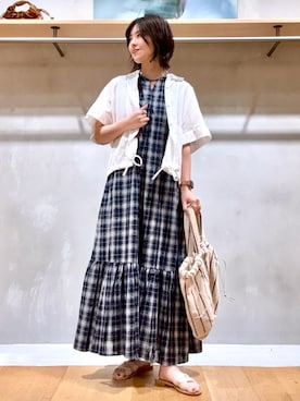 「URBAN RESEARCH（アーバンリサーチ）のサッカーチェックワンピース（ワンピース、ブルー系）」を使った、ｶﾅｺさん（レディース・162cm）の夏コーディネート