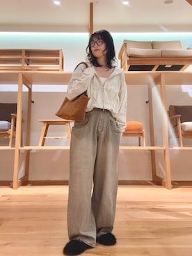 「アイテム（デニムパンツ、グリーン系）」を使った、ｶﾅｺさん（レディース・162cm）の秋コーディネート