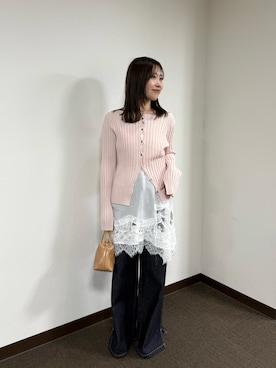 「mystic（ミスティック）のラウンドスリットリブカーディガン（カーディガン/ボレロ、ピンク系）」を使った、hiyoriさん（レディース・156cm）の冬コーディネート