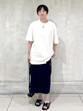 「SALON adam et rope'（サロン アダム エ ロペ）の【WEB限定】マルチWAY撥水ミニボンサック（ショルダーバッグ、ブラック系）」を使った、MASさん（レディース・164cm）の夏コーディネート
