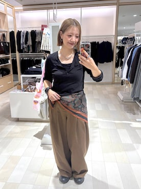 「GLOBAL WORK（グローバルワーク）のサラサラヘンリーネック長袖プルオーバー/1017895（Tシャツ/カットソー、ブラック系）」を使った、たかなさん（レディース・162cm）の秋コーディネート
