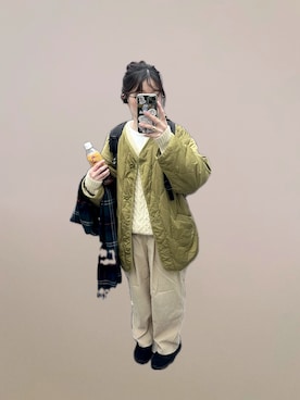 「アイテム（その他アウター、グリーン系）」を使った、つんさん（レディース・158cm）の秋コーディネート