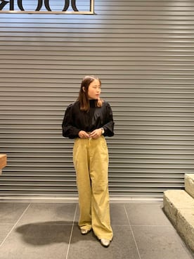 「URBAN RESEARCH DOORS（アーバンリサーチドアーズ）のピンタックフリルスタンドカラーブラウス（シャツ/ブラウス）」を使った、maho.さん（レディース・156cm）の秋コーディネート