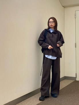 「アイテム（その他トップス、ブラウン系）」を使った、おおしまゆなさん（レディース・162cm）の秋コーディネート