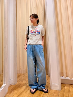 「URBAN RESEARCH DOORS（アーバンリサーチドアーズ）のNEW BALANCE　ボックスTシャツ（Tシャツ/カットソー、グレー系）」を使った、おおしまゆなさん（レディース・162cm）の夏コーディネート
