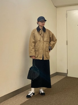「adidas（アディダス）のadidas　TOKYO W（スニーカー）」を使った、おおしまゆなさん（レディース・162cm）の秋コーディネート