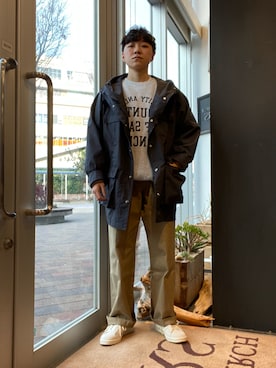 「SIERRA DESIGNS（シェラデザイン）のアイテム（マウンテンパーカー）」を使った、IRI TAKENAKAさん（メンズ・165cm）の冬コーディネート