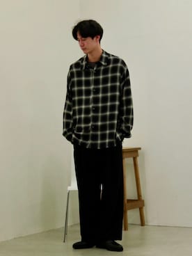 「Lui's（ルイス）のアイテム（スラックス）」を使った、YYさん（メンズ・181cm）の冬コーディネート