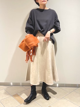 「アイテム（PC・スマホグッズ/家電）」を使った、タカハシカナエさん（レディース・170cm・30代）の秋コーディネート