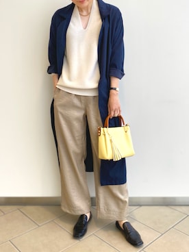 「ITEMS URBANRESEARCH（アイテムズ アーバンリサーチ）のアイテム（トレンチコート）」を使った、タカハシカナエさん（レディース・170cm）の春コーディネート