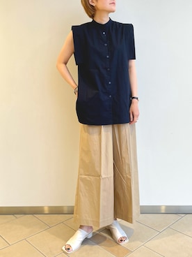 「スクエアトゥ」｜「アイテム（PC・スマホグッズ/家電）」を使った、タカハシカナエさん（レディース・170cm）の夏コーディネート