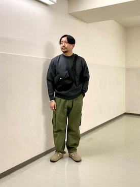 「アイテム（ボディバッグ/ウエストポーチ）」を使った、KOICHI TANAKAさん（メンズ・170cm）の秋コーディネート