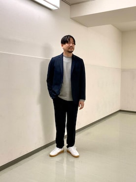 「アイテム（スーツパンツ）」を使った、KOICHI TANAKAさん（メンズ・170cm）の秋コーディネート