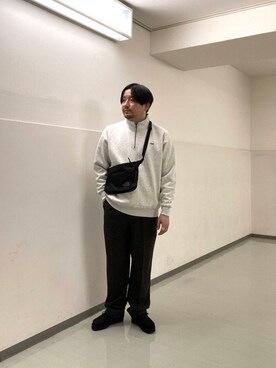 「URBAN RESEARCH DOORS（アーバンリサーチドアーズ）のウールブレンドネップワンタックパンツ（その他パンツ）」を使った、KOICHI TANAKAさん（メンズ・170cm）の秋コーディネート